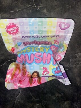Mushykinz Mystery MINI MUSHY